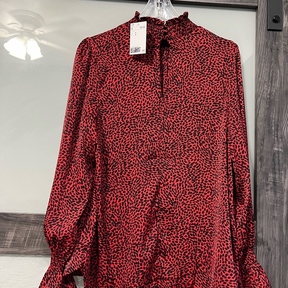 H&M Red/Black Polka Dot Turtleneck - Picture 3 of 5